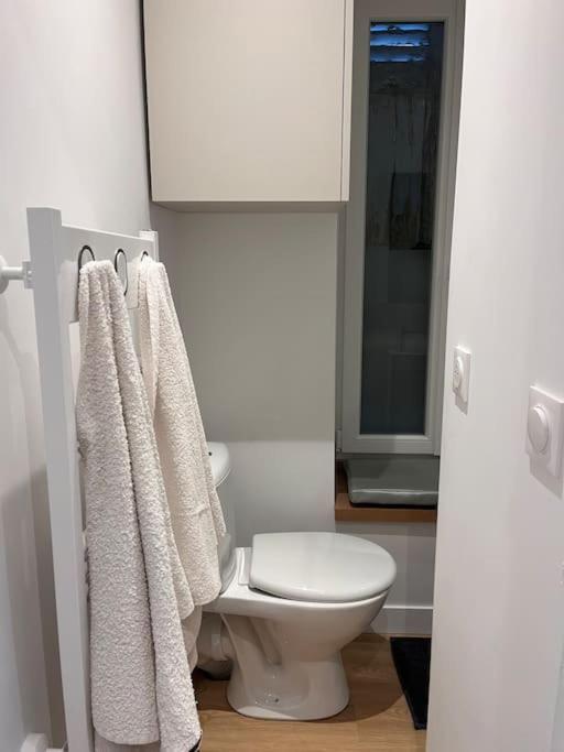 Studio Melun Peaceful Area 5 Min To Train Station Exterior photo