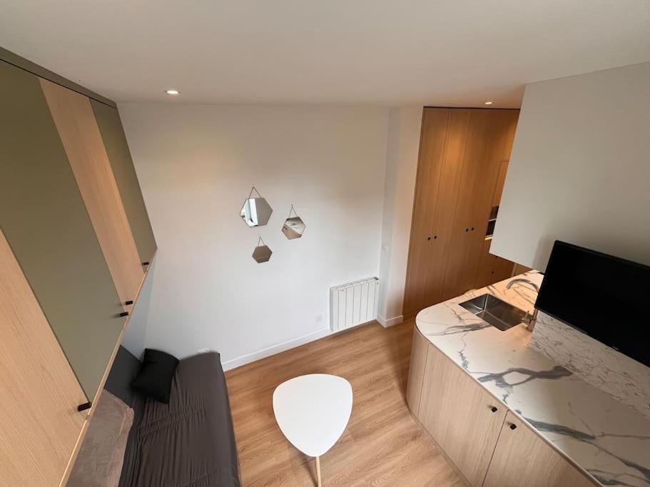 Studio Melun Peaceful Area 5 Min To Train Station Exterior photo